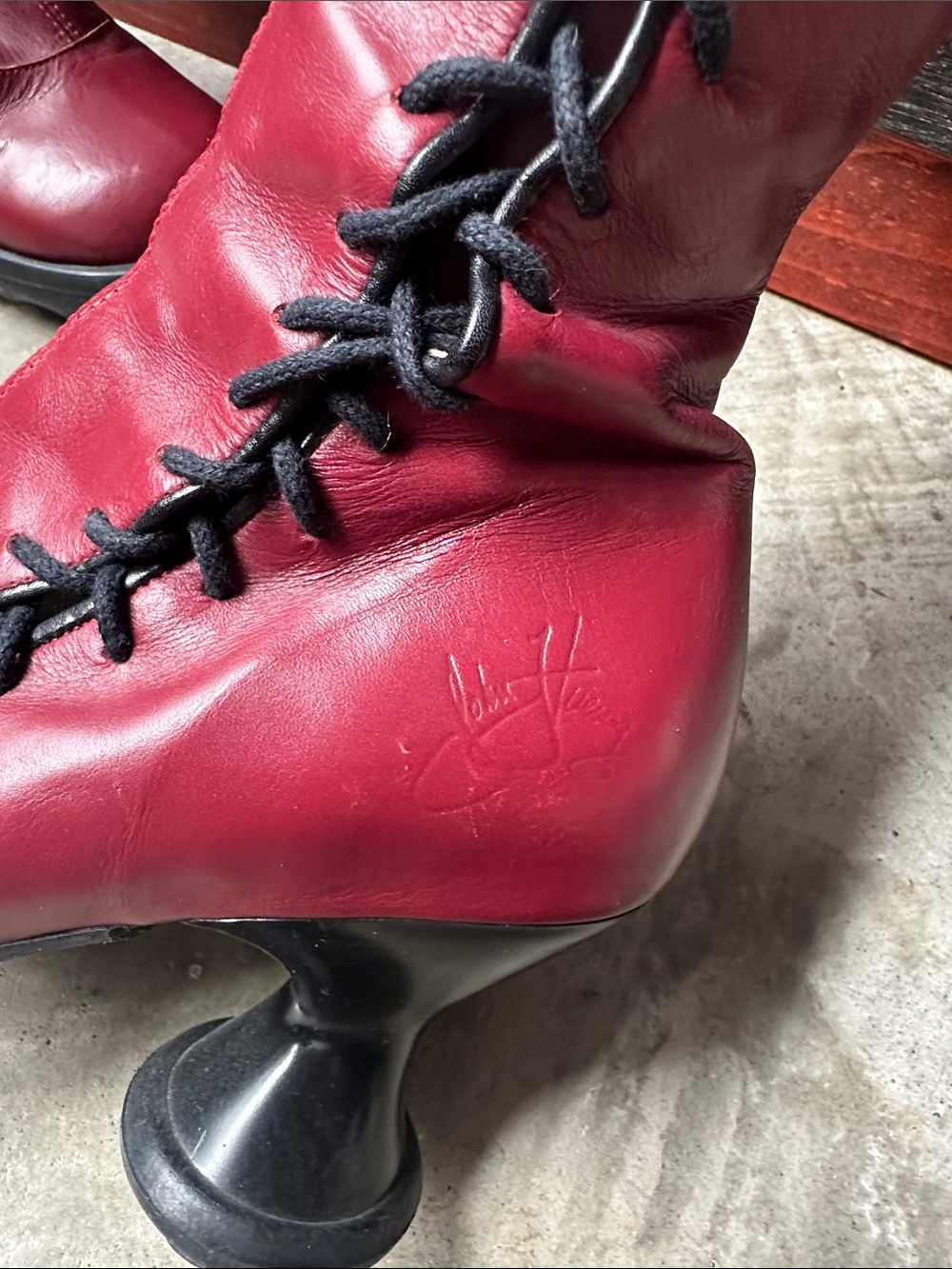 Rare John Fluevog Red Sugars Lace-Up Knee Boots with Sculpted Heels - Picture 4 of 14